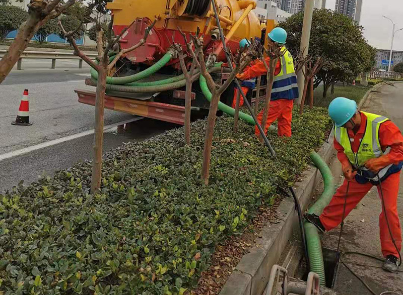 库尔勒市政管道清淤